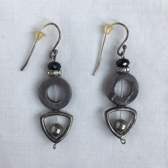 Earrings - Picture 4 of 7